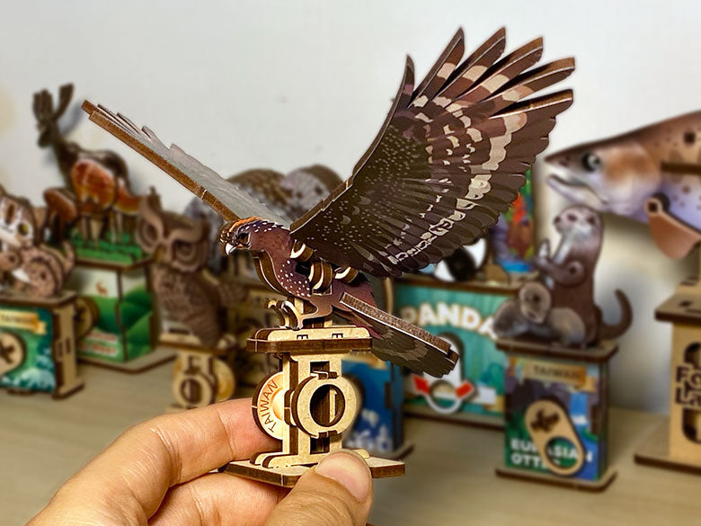 Puzzle 3D de Águila Serpiente Crestada