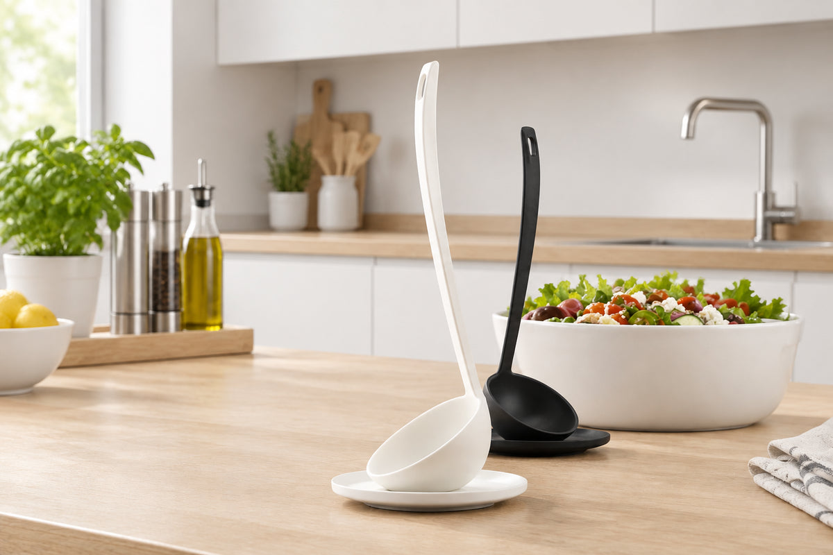 Tate Otama Standing Ladle (Black)