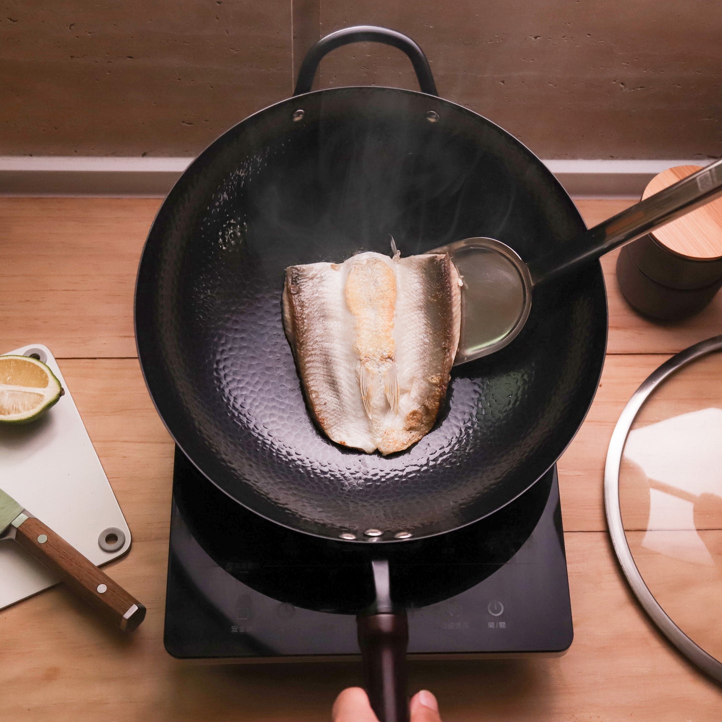 Wok de acero al carbono antiadherente Companion
