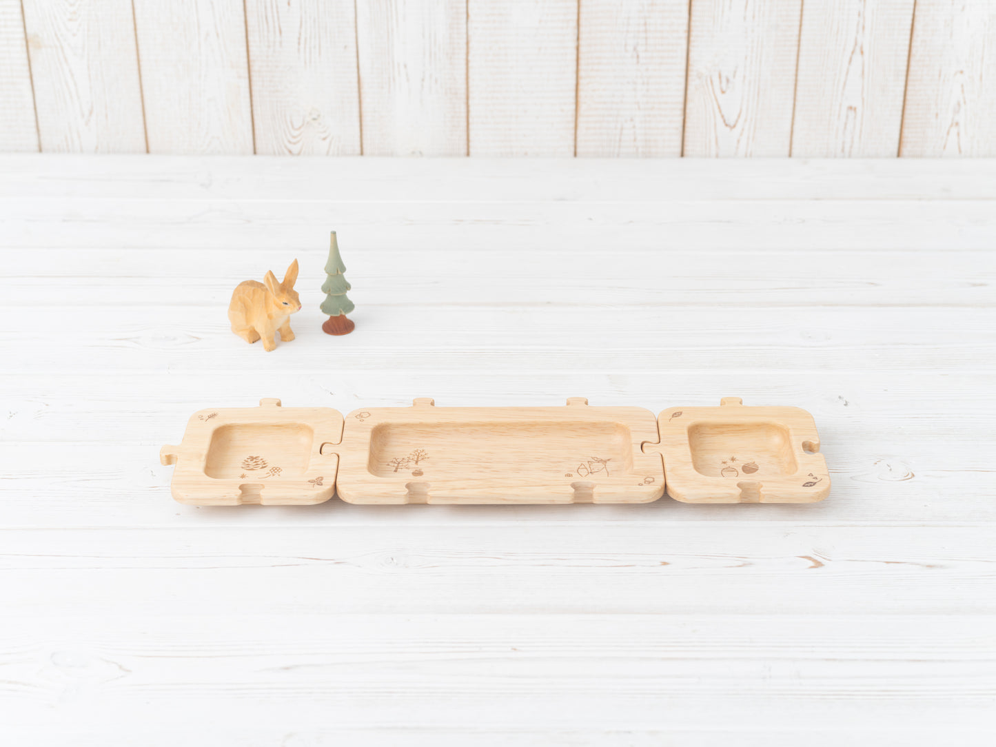 Plato de Madera de Caucho "Bosque Rompecabezas"